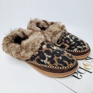 NWT Kooba Leopard Pattern Faux Fur House Slipp…